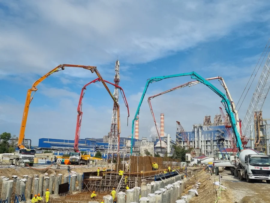 Tại dự án nhà máy thép Hòa Phát