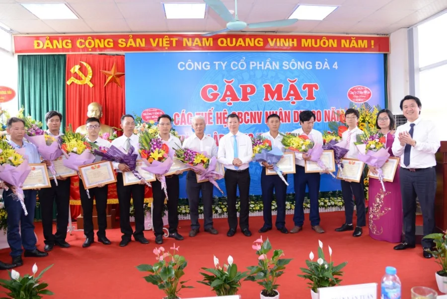 Gặp mặt các thế hệ CBCNV CTCP Sông Đà 4 kỷ niệm 30 năm thành lập công ty năm 2019