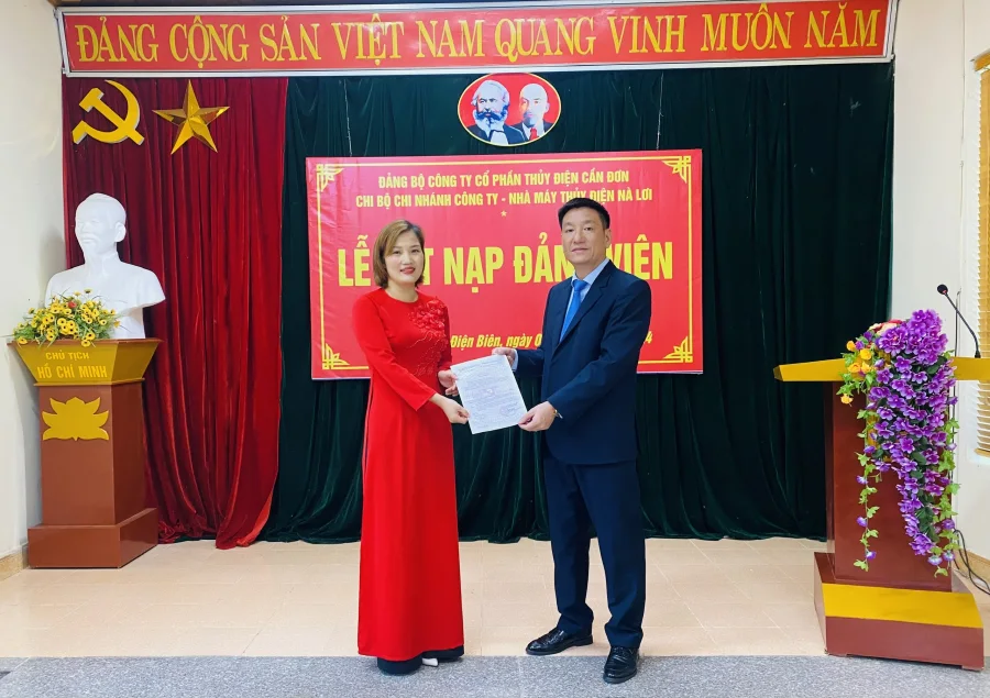 Kết nạp ĐV