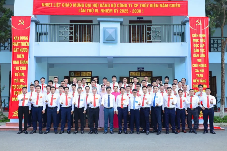 Ảnh 4. Những người giữ dòng sáng (Đại hội Đảng bộ Công ty CP TĐ Nậm Chiến nhiệm kỳ 2025 – 2030)